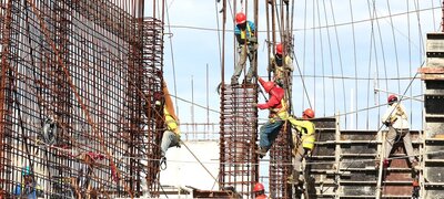 ویژگیهای صنعت ساخت